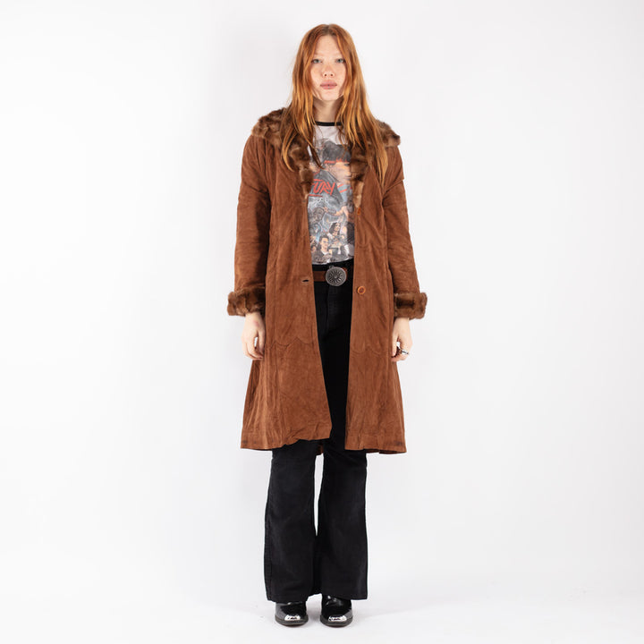 Vintage 90's Women Suede Coat in Brown