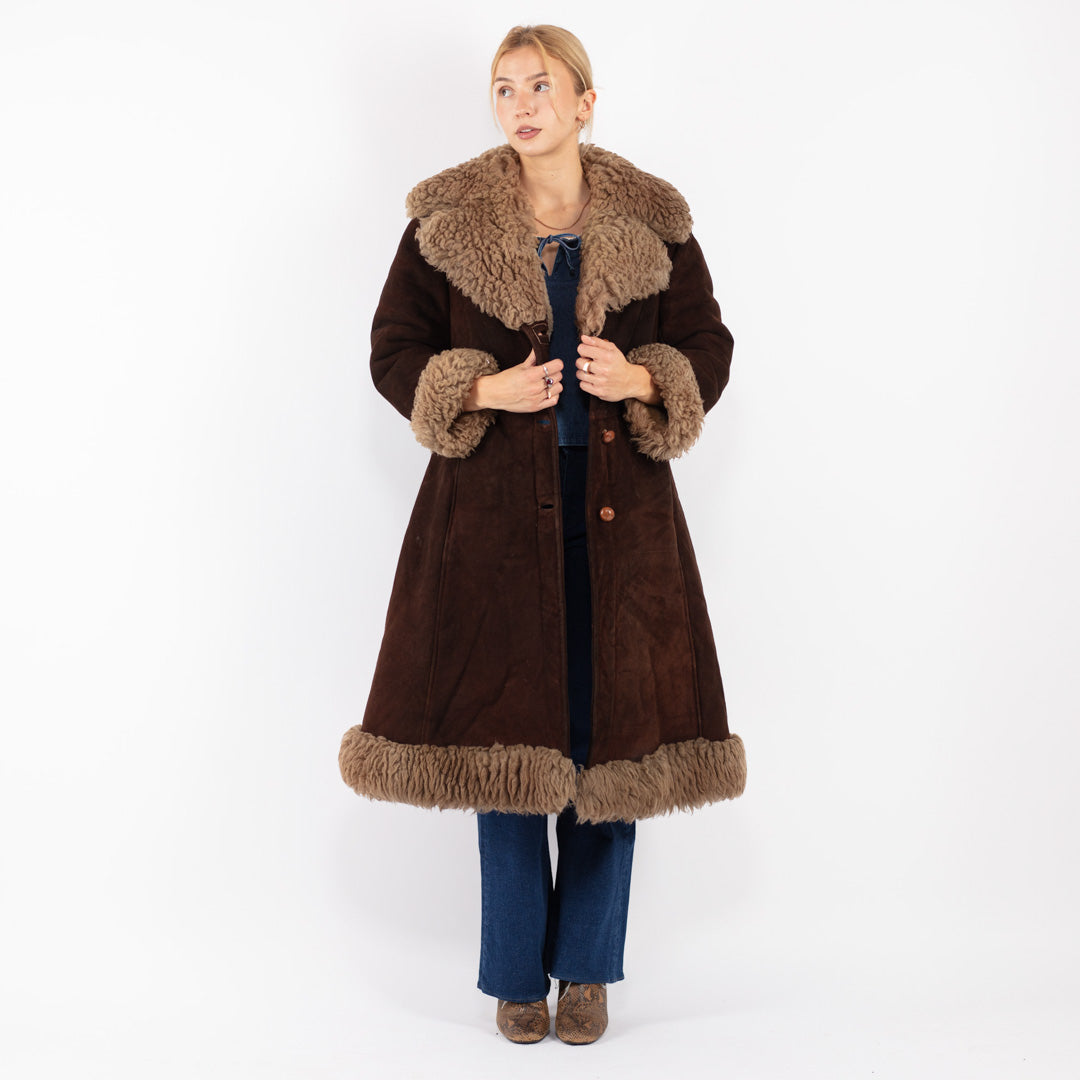 Vintage 70's Women Sheepskin Coat in Brown