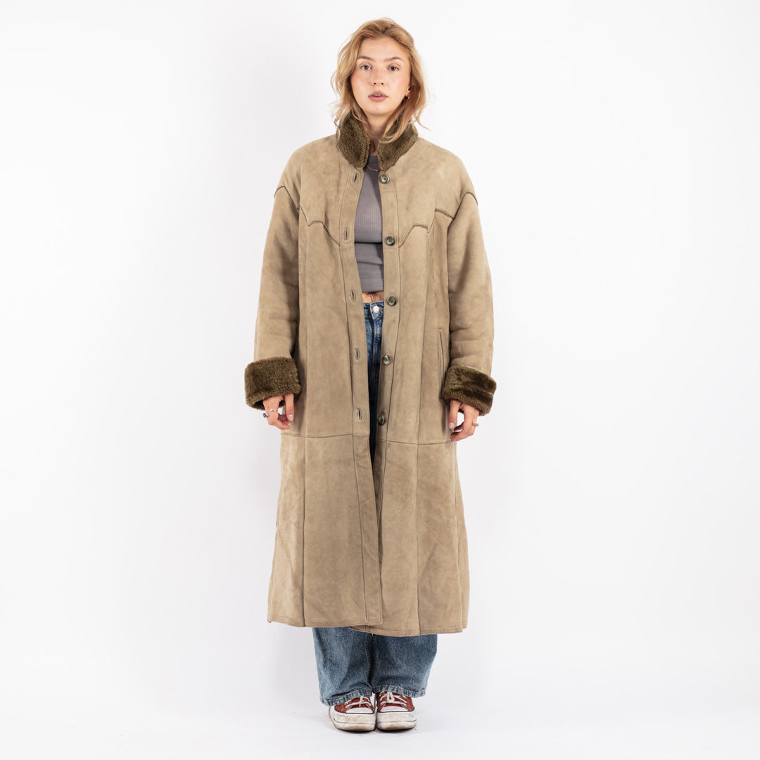 Vintage 70's Women Sheepskin Coat in Beige