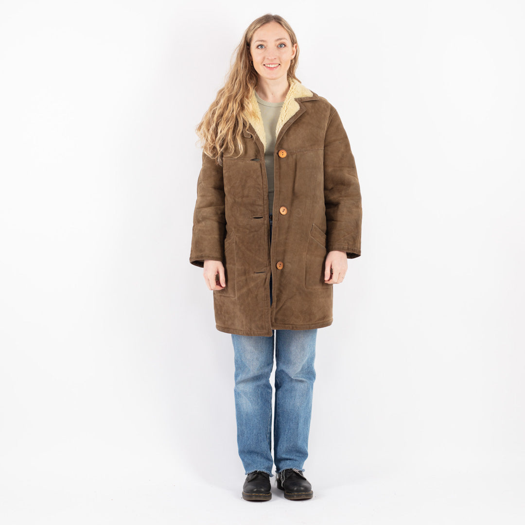 Vintage 70's Women Sheepskin Coat in Beige