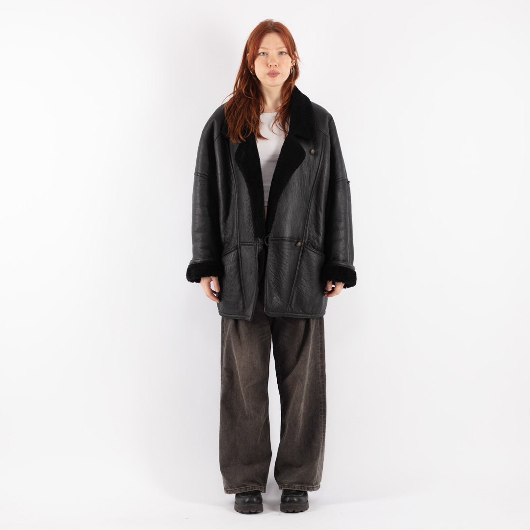 Vintage 80's Women Sheepskin Shearling Coat in Black