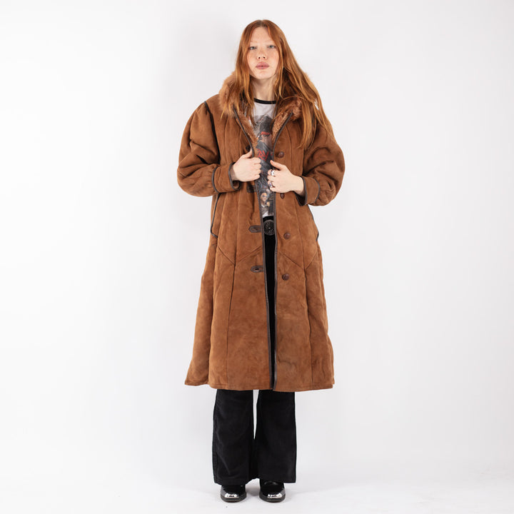 Vintage 70's Women Sheepskin Coat in Brown