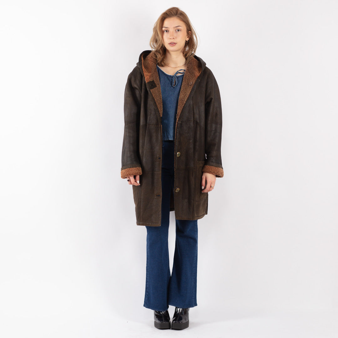 Vintage 90's Women Sheepskin Coat in Brown