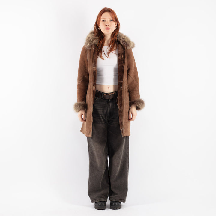 Vintage 90's Women Sheepskin Coat in Beige
