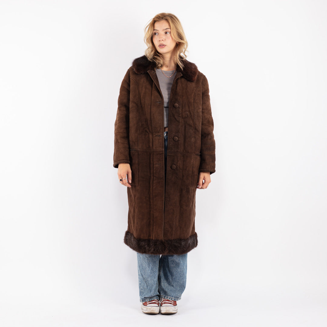 Vintage 70's Women Sheepskin Coat in Brown