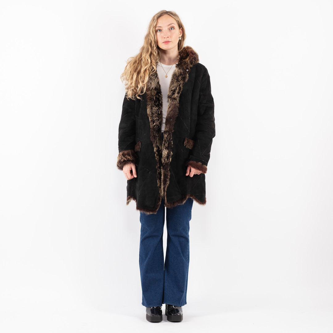 Vintage 90's Women Sheepskin Coat in Black