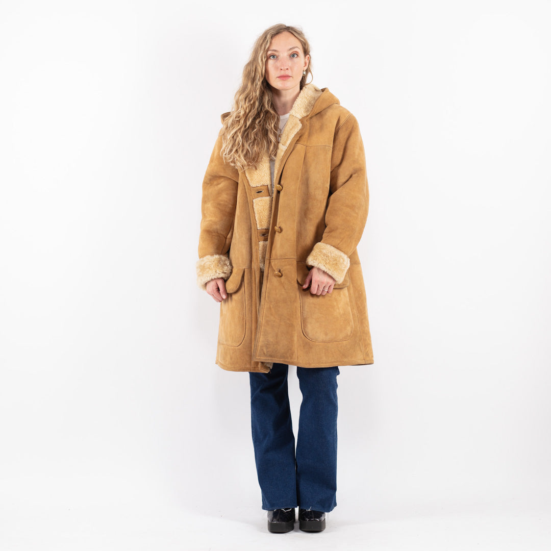 Vintage 70's Women Sheepskin Coat in Beige