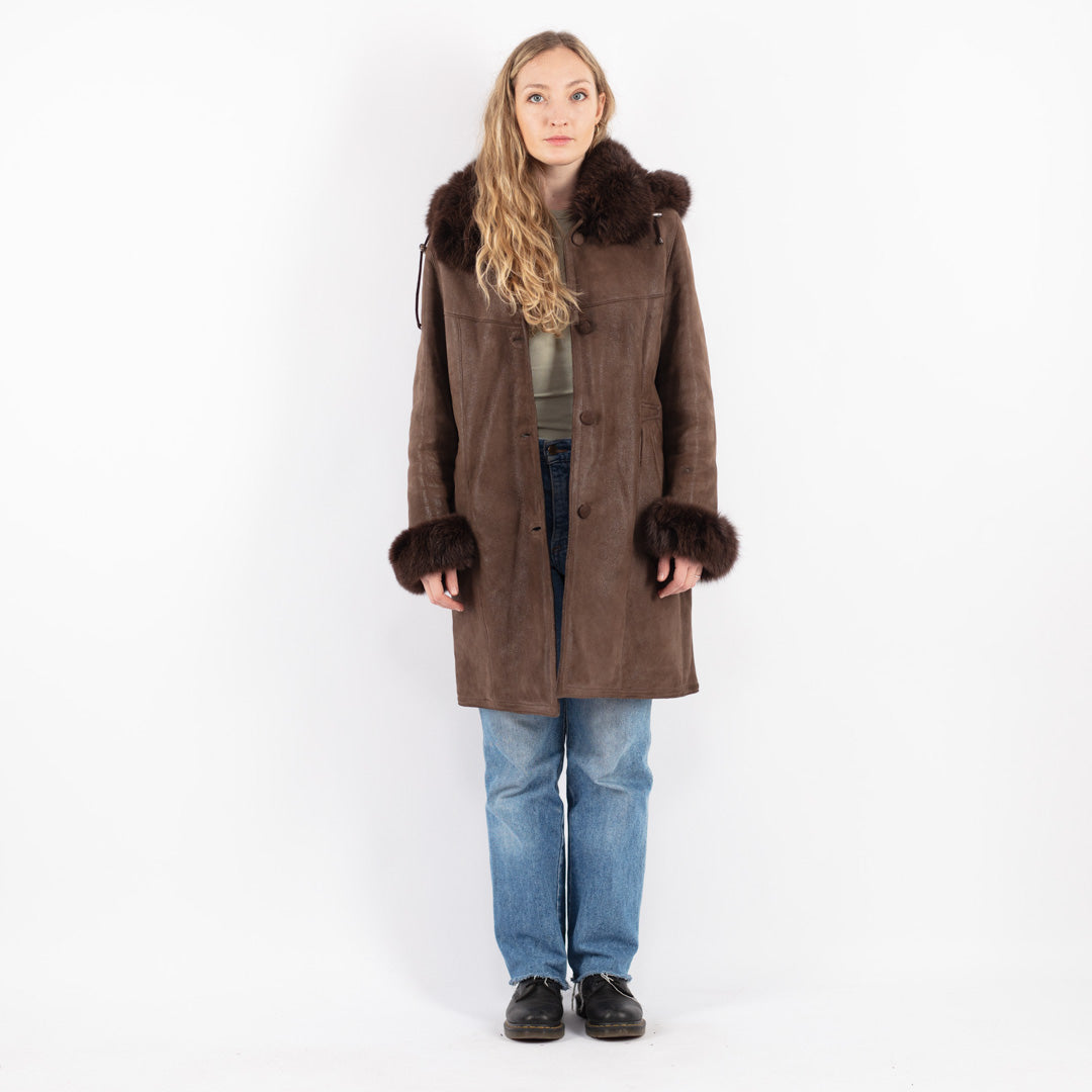 Vintage 90's Women Sheepskin Coat in Brown