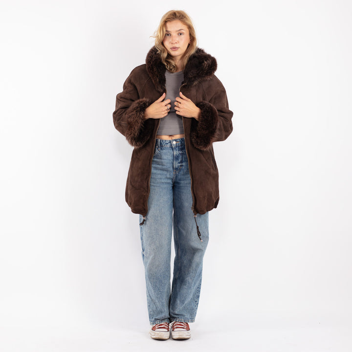 Vintage 90's Women Sheepskin Coat in Brown