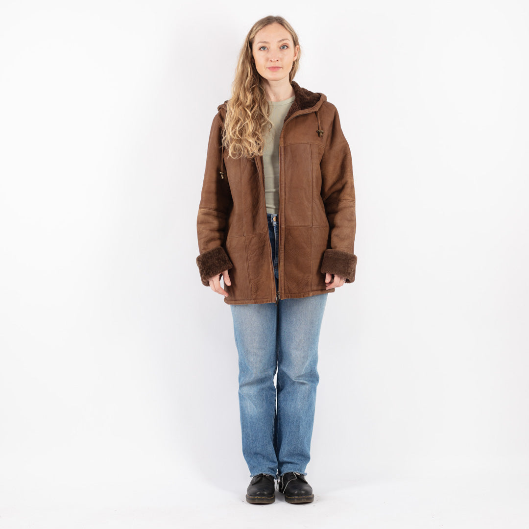 Vintage 90's Women Sheepskin Coat in Brown