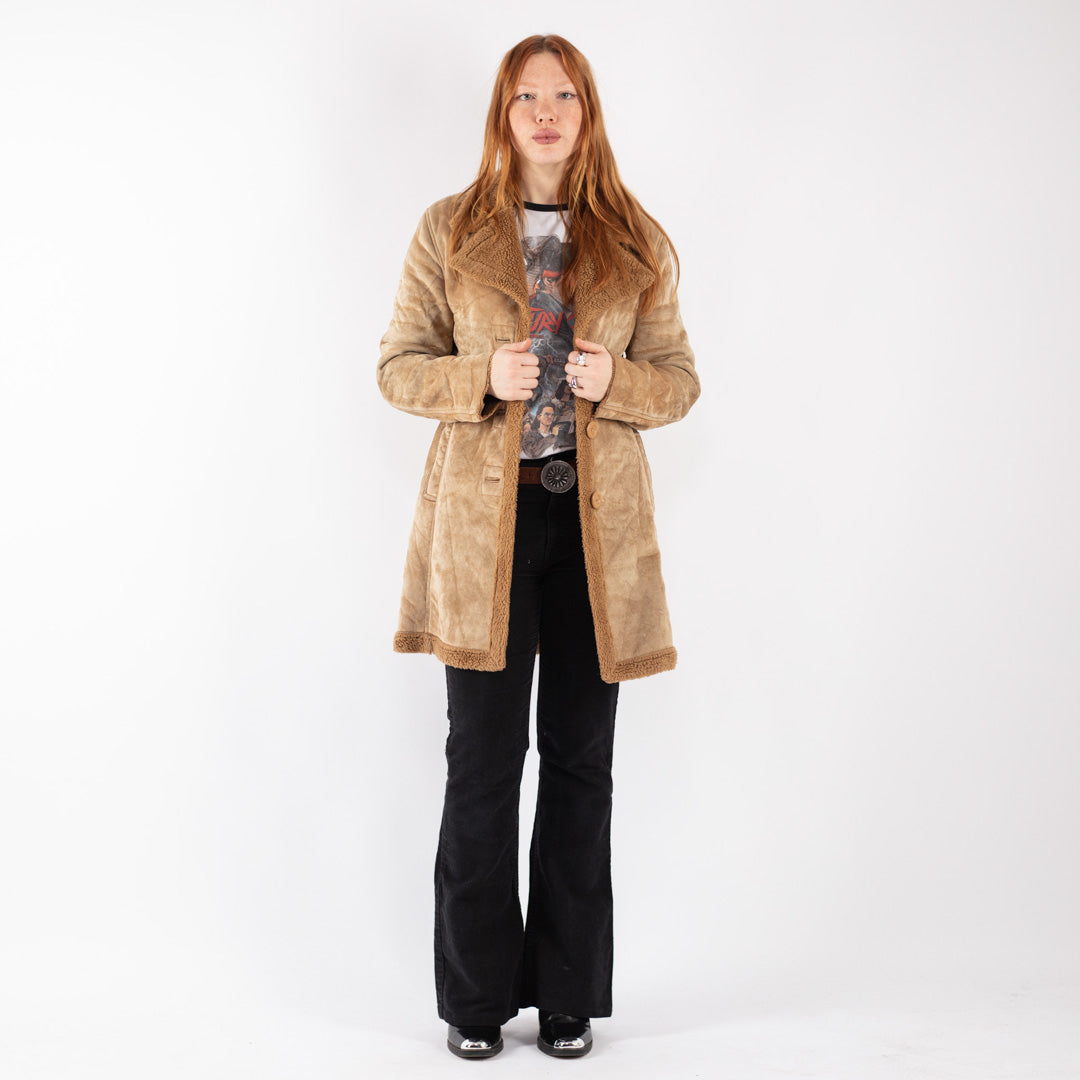 Vintage 90's Women Faux Sheepskin Coat in Beige