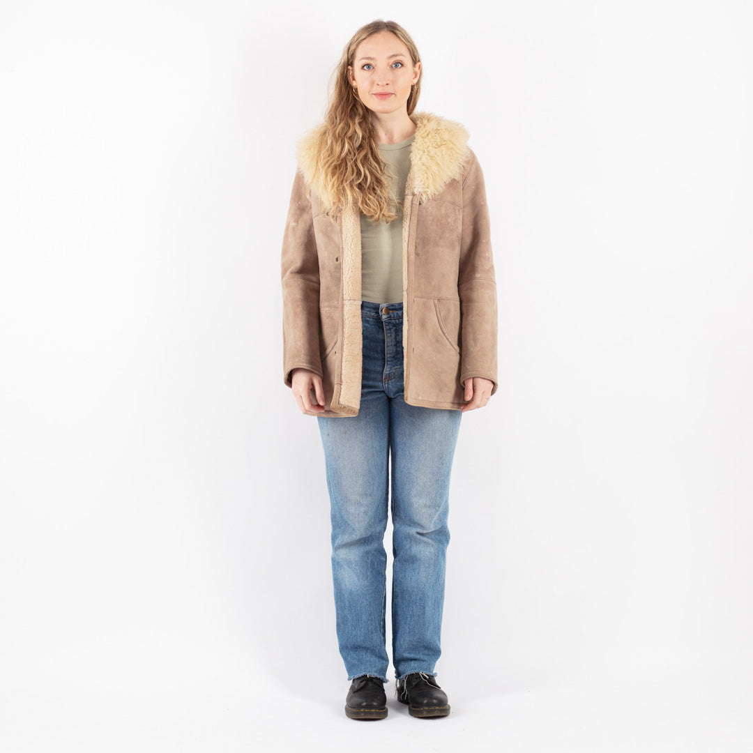 Vintage 70's Women Sheepskin Coat in Beige