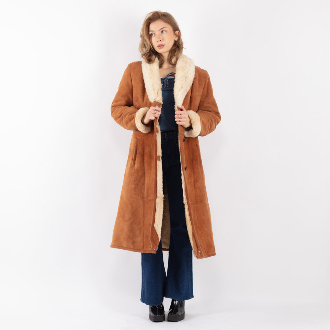 Vintage 70's Women Sheepskin Coat in Brown