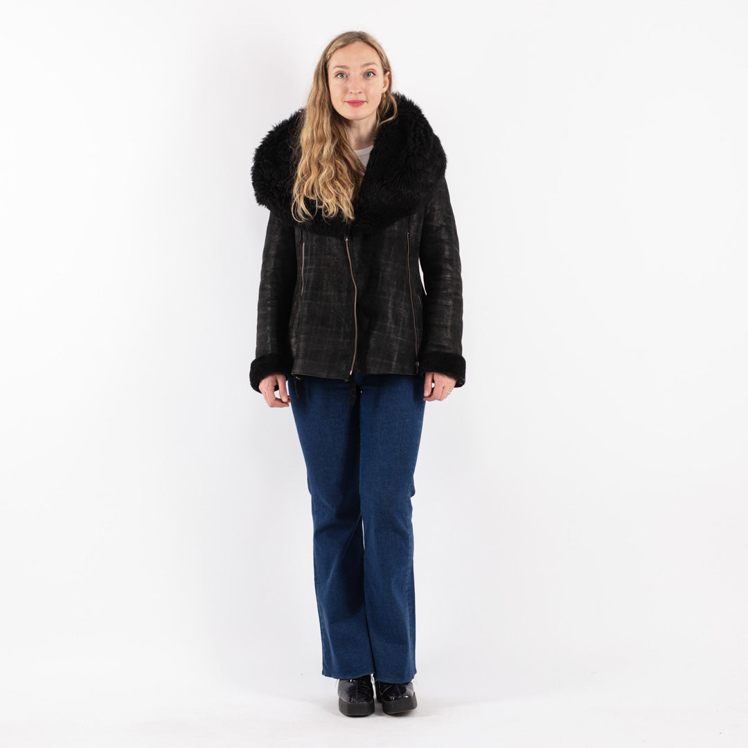 Vintage 90's Women Sheepskin Jacket in BlackV8904