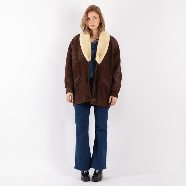 Vintage 90's Women Sheepskin Coat in Brown