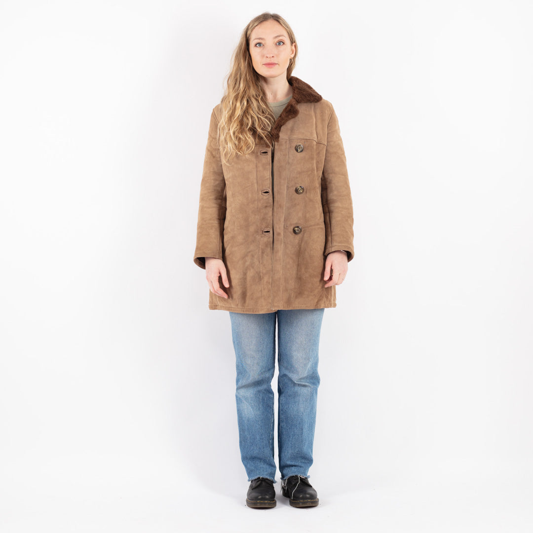 Vintage 70's Women Sheepskin Coat in Beige