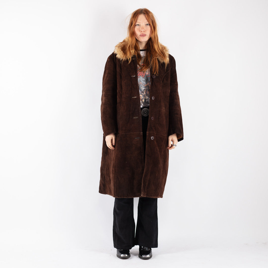 Vintage 70's Women Sheepskin Coat in Brown