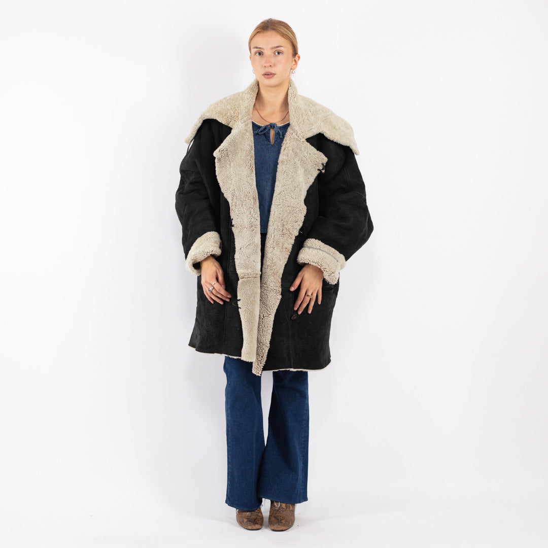 Vintage 80's Women Sheepskin Coat in Black