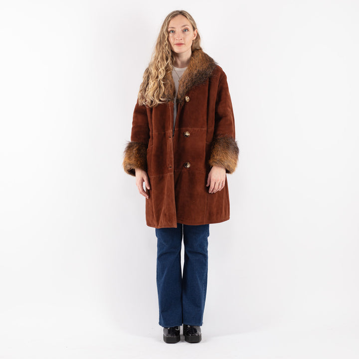 Vintage 70's Women Sheepskin Coat in Brown