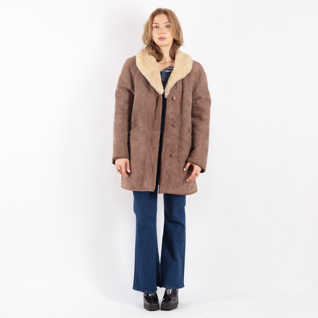 Vintage 70's Women Sheepskin Coat in Beige