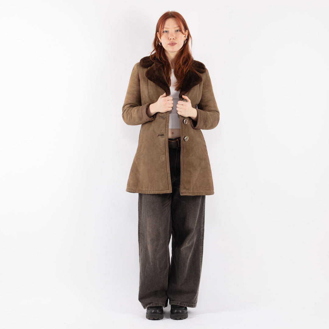 Vintage 70's Women Sheepskin Coat in BeigeV8488