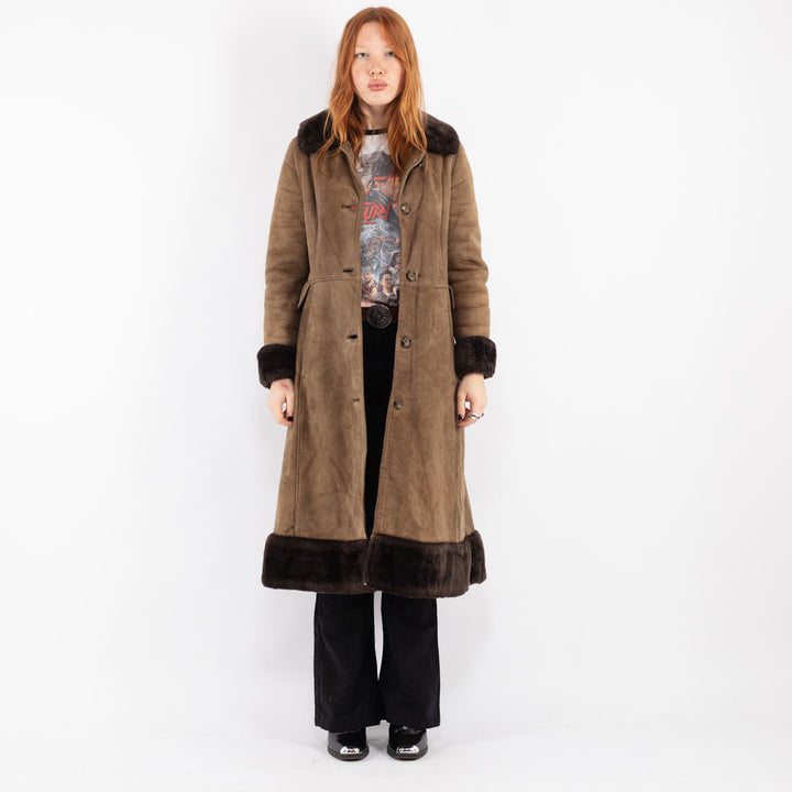 Vintage 70's Women Sheepskin Coat in Beige