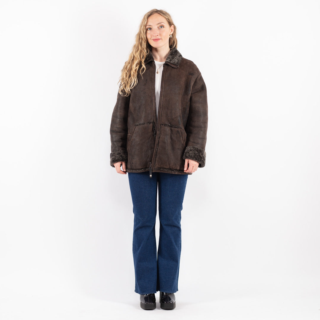 Vintage 90's Women Sheepskin Coat in Brown