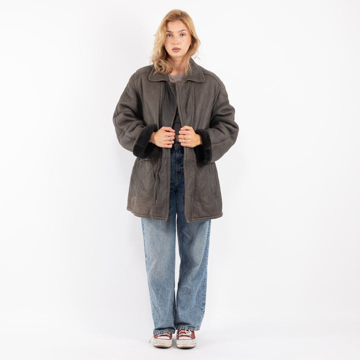 Vintage 70's Women Sheepskin Coat in Gray