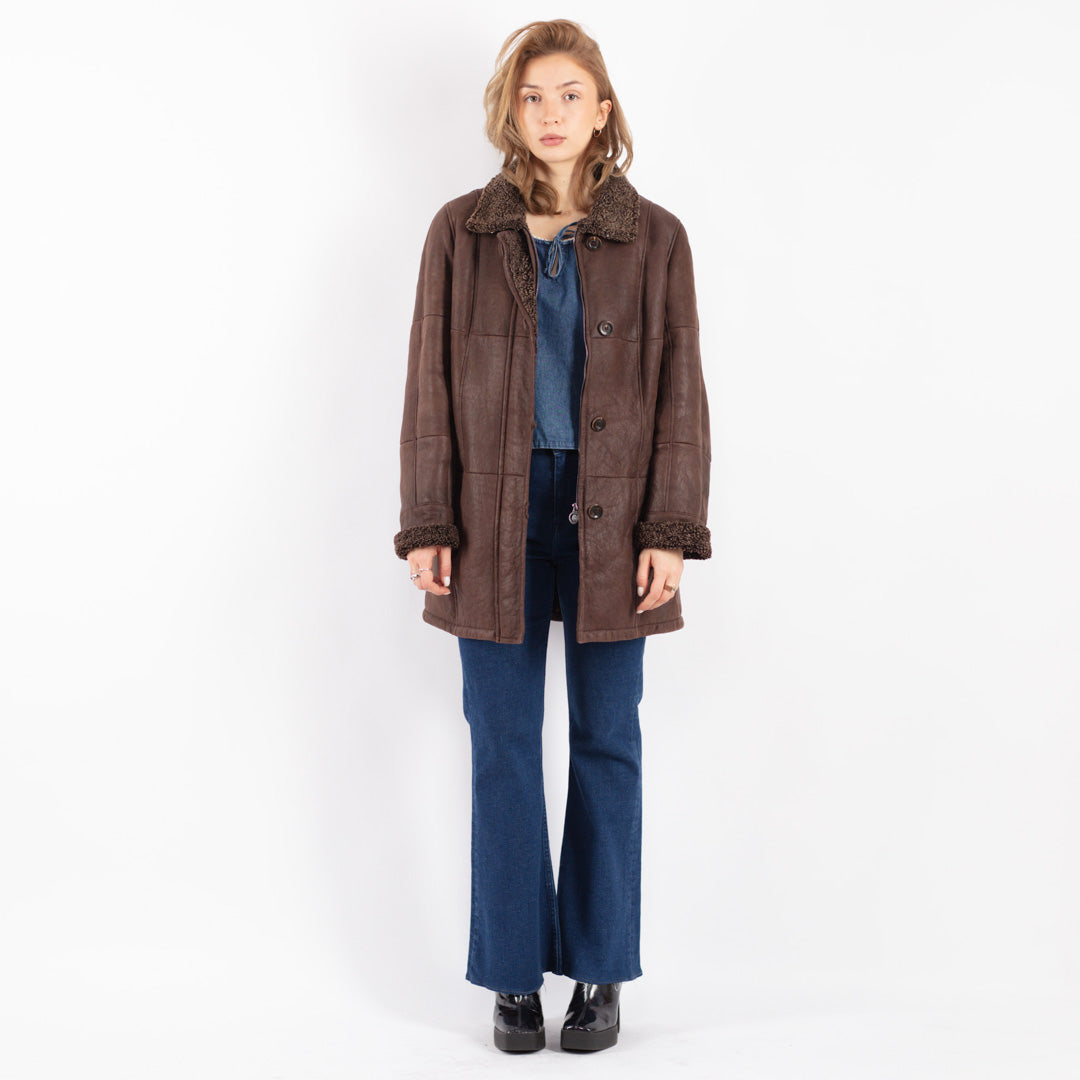 Vintage 90's Women Sheepskin Coat in Brown