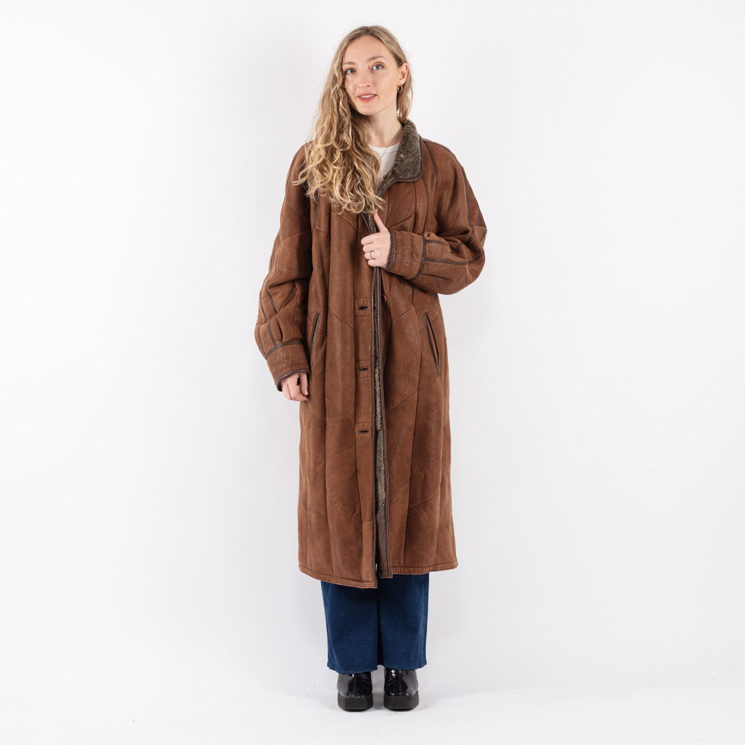 Vintage 90's Women Sheepskin Coat in Brown