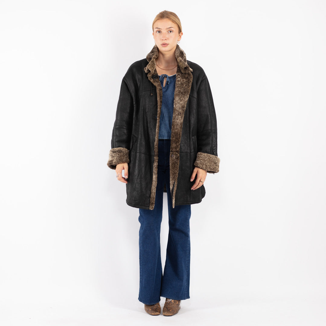 Vintage 90's Women Sheepskin Coat in Black