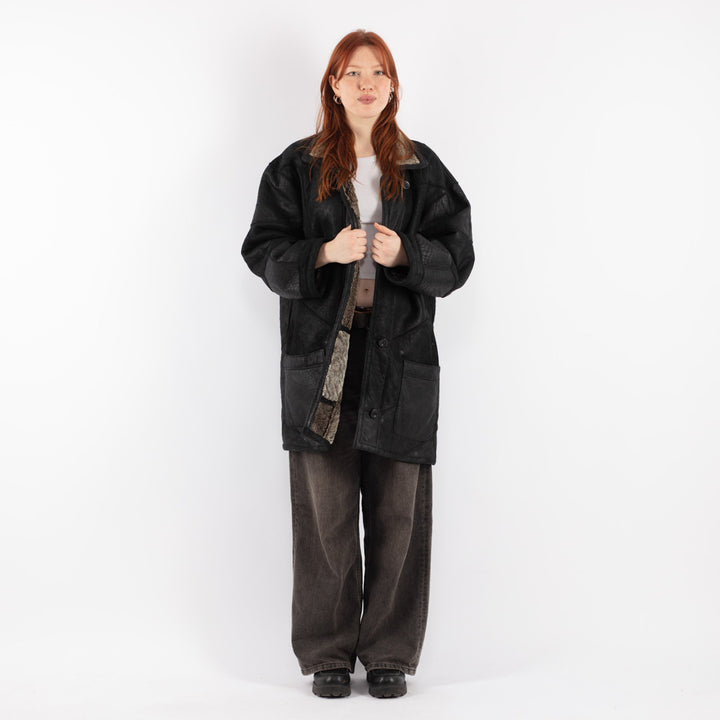 Vintage 90's Women Sheepskin Coat in Black