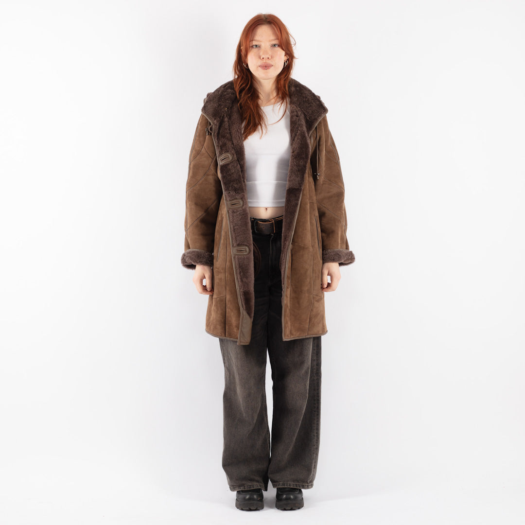 Vintage 90's Women Sheepskin Coat in Brown