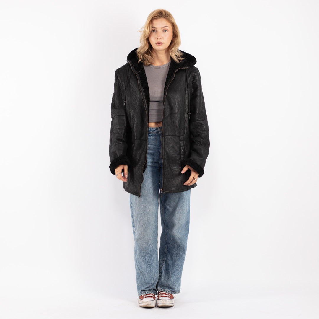 Vintage 90's Women Sheepskin Coat in Black