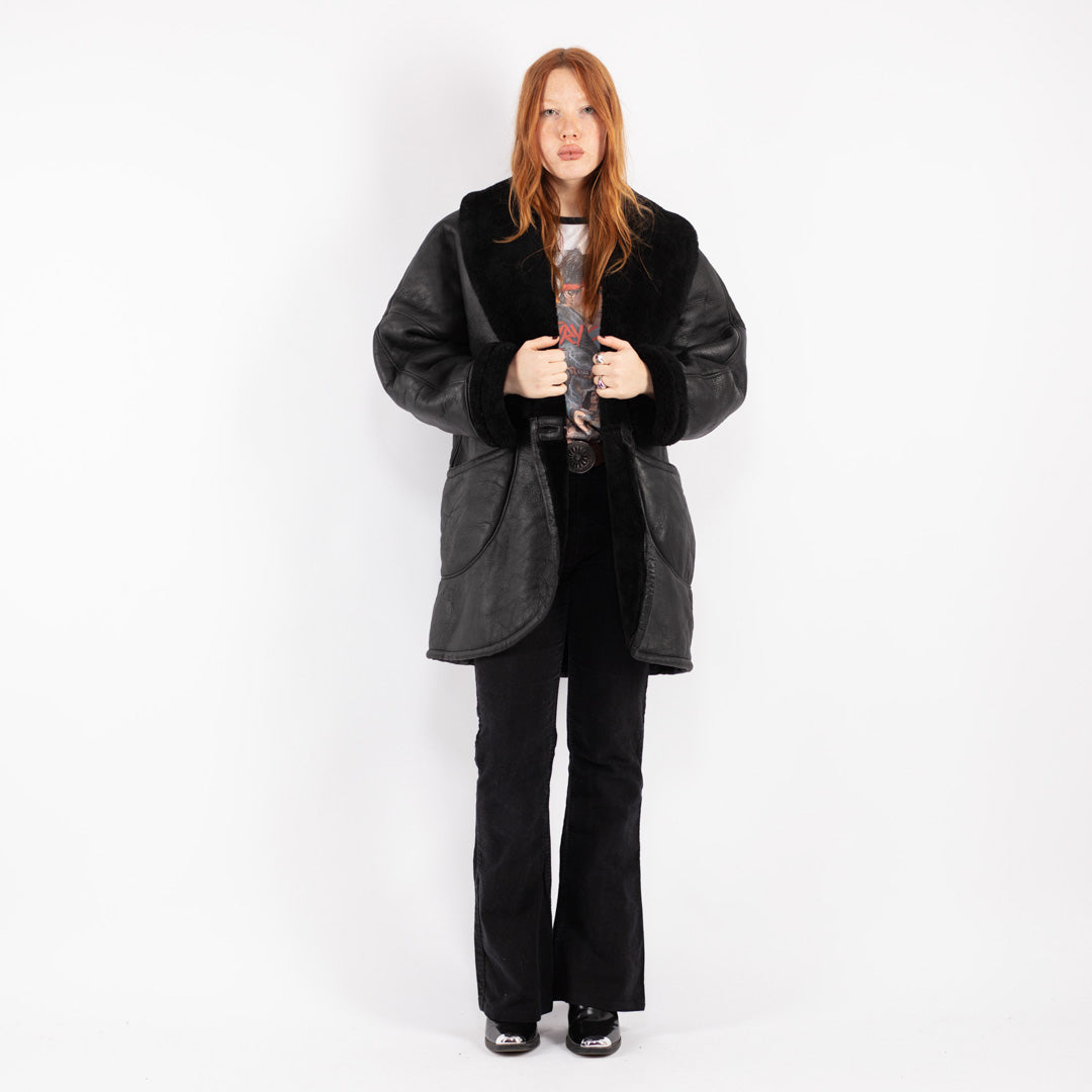 Vintage 80's Women Sheepskin Coat in Black