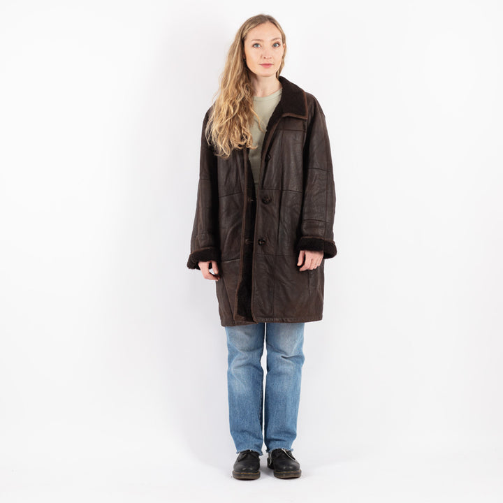 Vintage 90's Women Sheepskin Coat in Brown