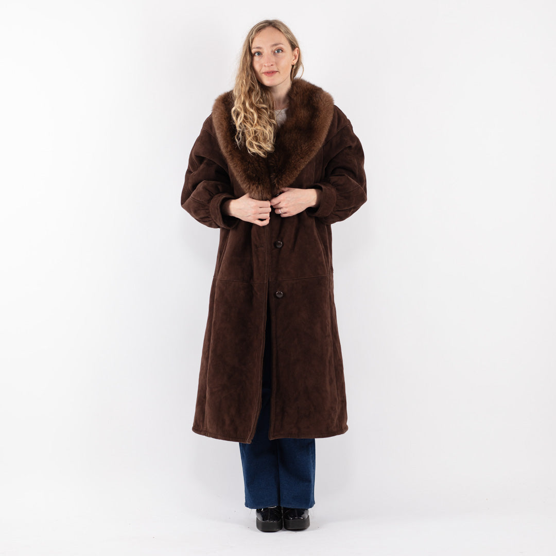 Vintage 70's Women Sheepskin Coat in Brown
