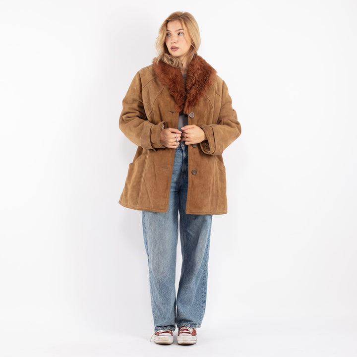 Vintage 70's Women Sheepskin Coat in Beige