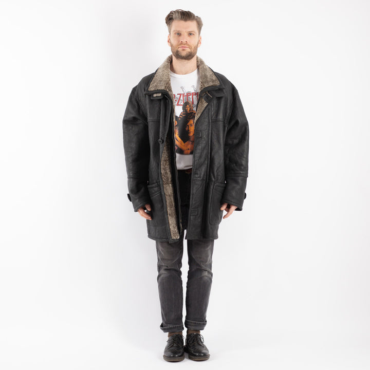 Vintage 90's Men Sheepskin Coat in Black