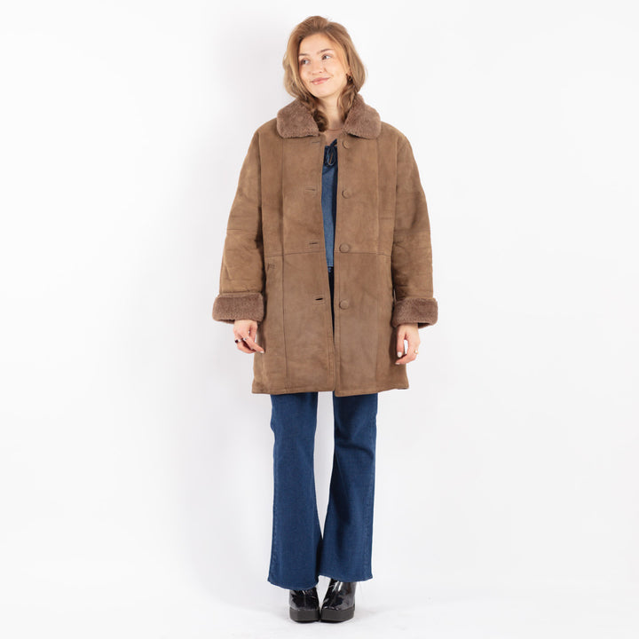 Vintage 90's Women Sheepskin Coat in Beige