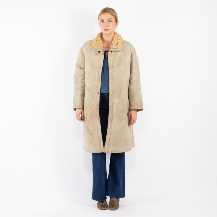 Vintage 70's Women Sheepskin Coat in Beige