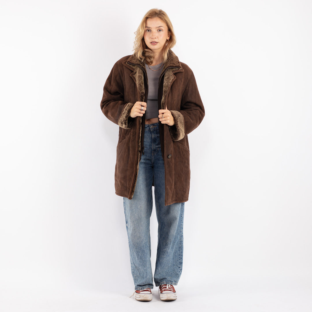 Vintage 90's Women Sheepskin Coat in Brown