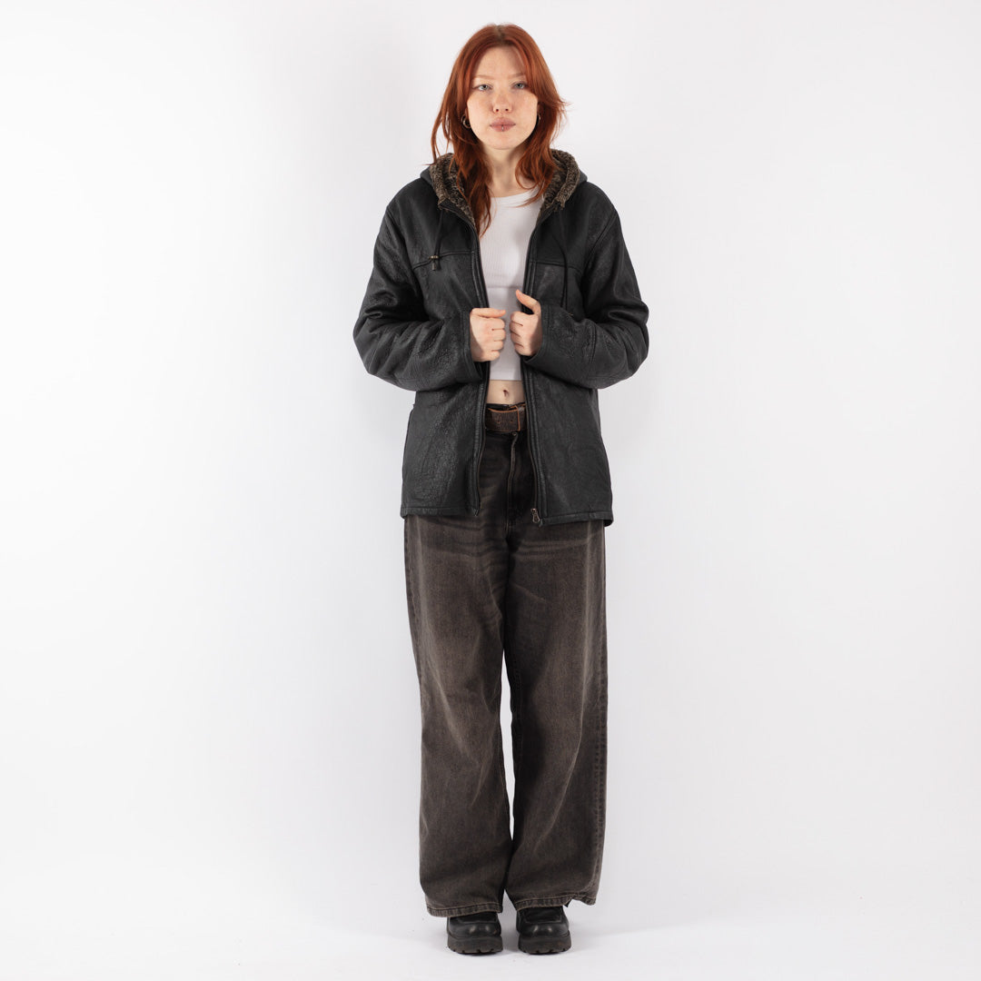 Vintage 90's Women Sheepskin Jacket in Black