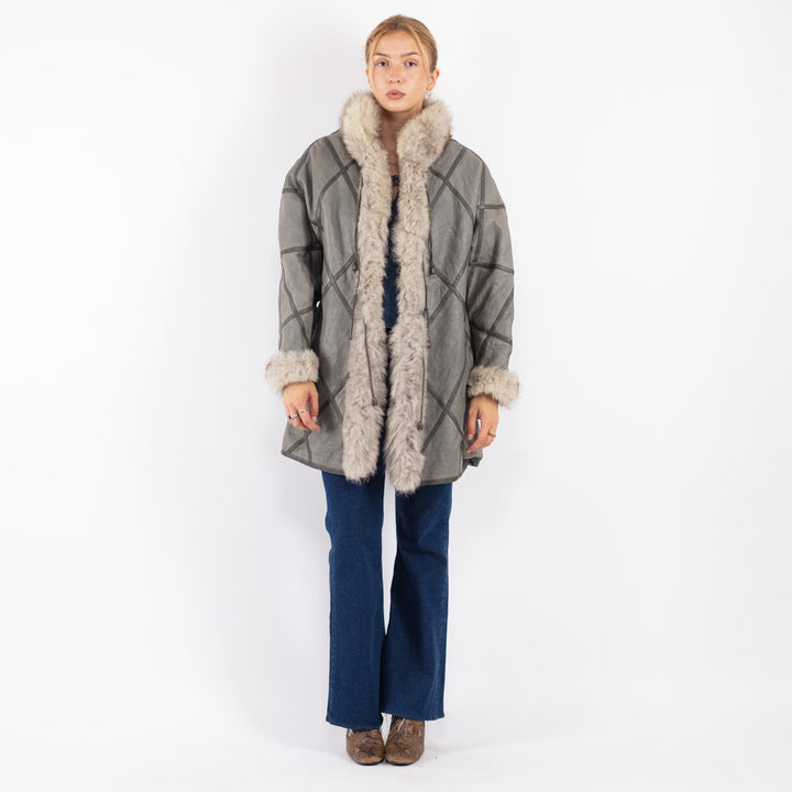 Vintage 70's Women Sheepskin Shearling Coat in Gray