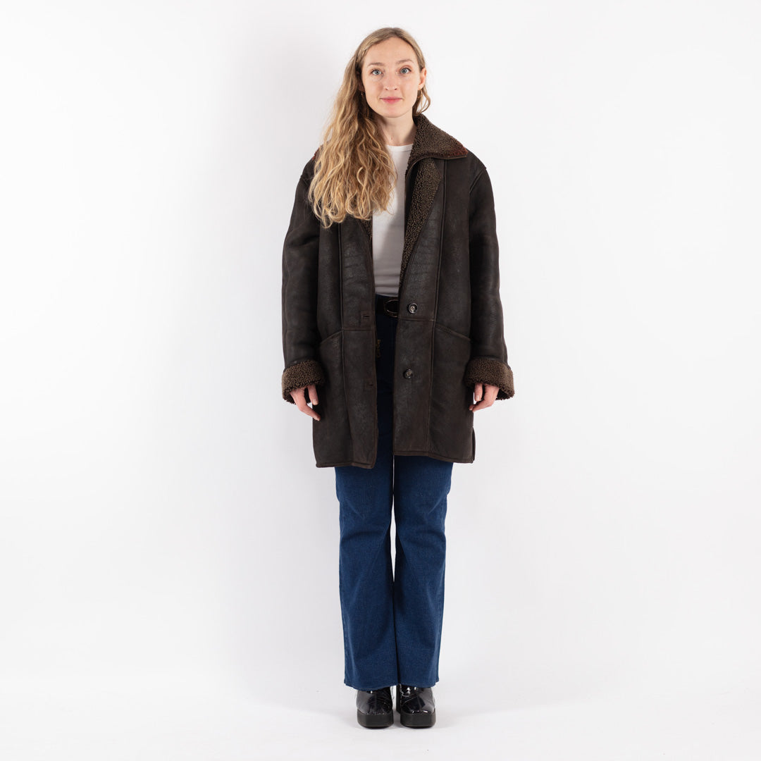 Vintage 90's Women Sheepskin Coat in Brown