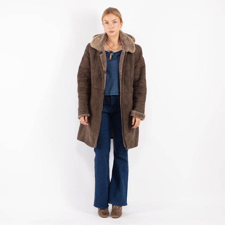 Vintage 90's Women Sheepskin Coat in Brown