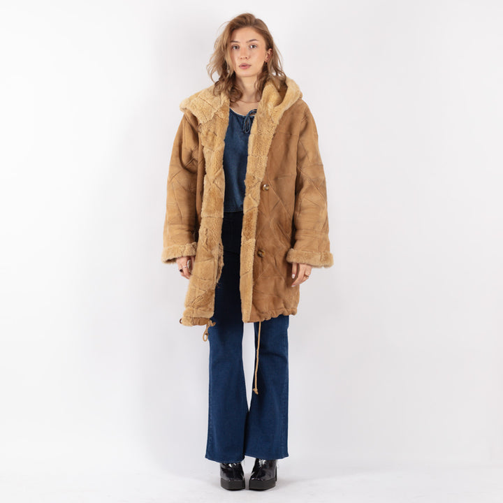 Vintage 80's Women Sheepskin Coat in Beige