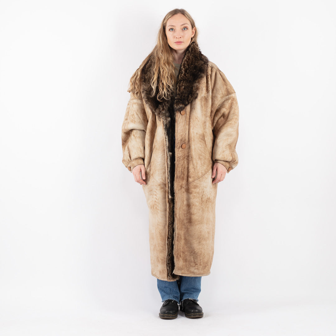 Vintage 80's Women Sheepskin Shearling Coat in Beige