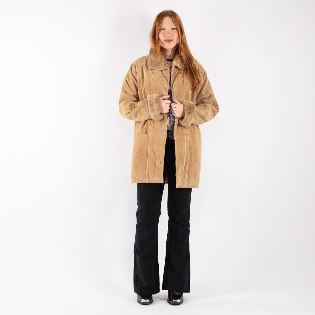 Vintage 90's Women Suede Sherpa Coat in Beige