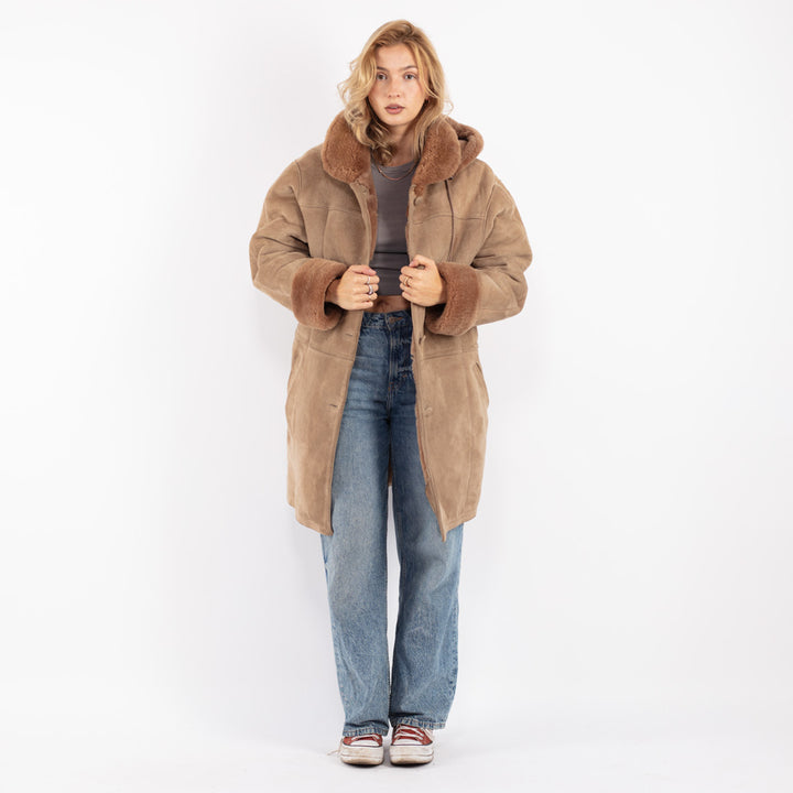 Vintage 90's Women Sheepskin Coat in Beige